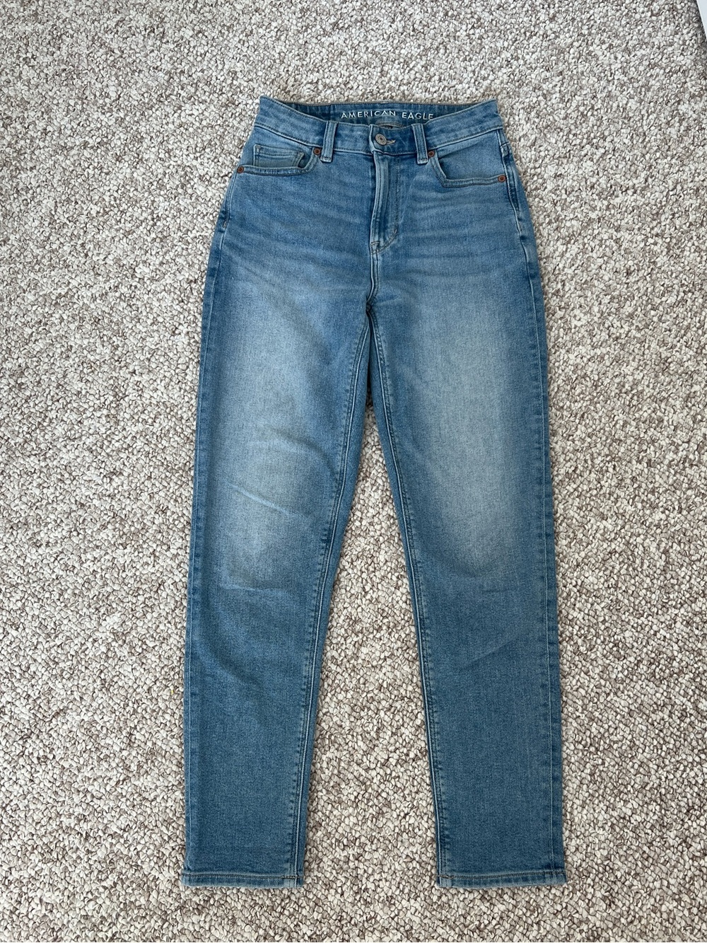 American Eagle Medium Wash Jeans